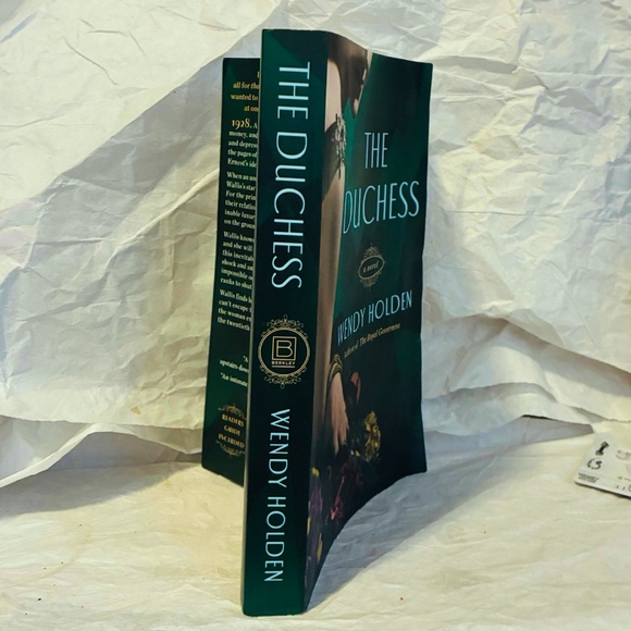 The Duchess paperback (Edward VIII/Wallis-Simpson) - Picture 2 of 5